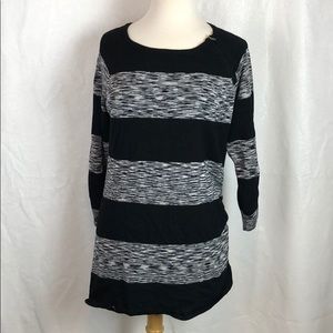 GNW LIGHTWEIGHT TUNIC STYLE SWEATER SZ M